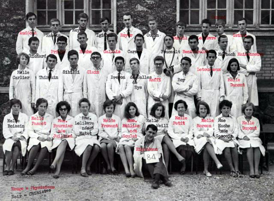 Photo de la 84e promotion ESPCI avec François Raulin
